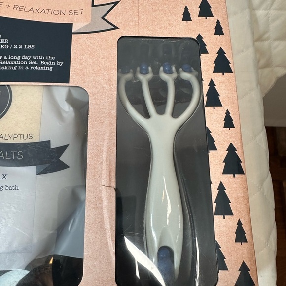 Men Wellness Full Body Massage and Relaxation Revitalization Set. New In Box. - Picture 4 of 8